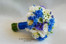 wiązanka ślubna frezje niebieski hortensja